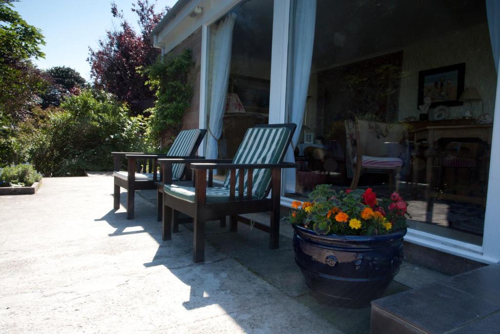 נאירן Sunny Brae Bed & Breakfast מראה חיצוני תמונה