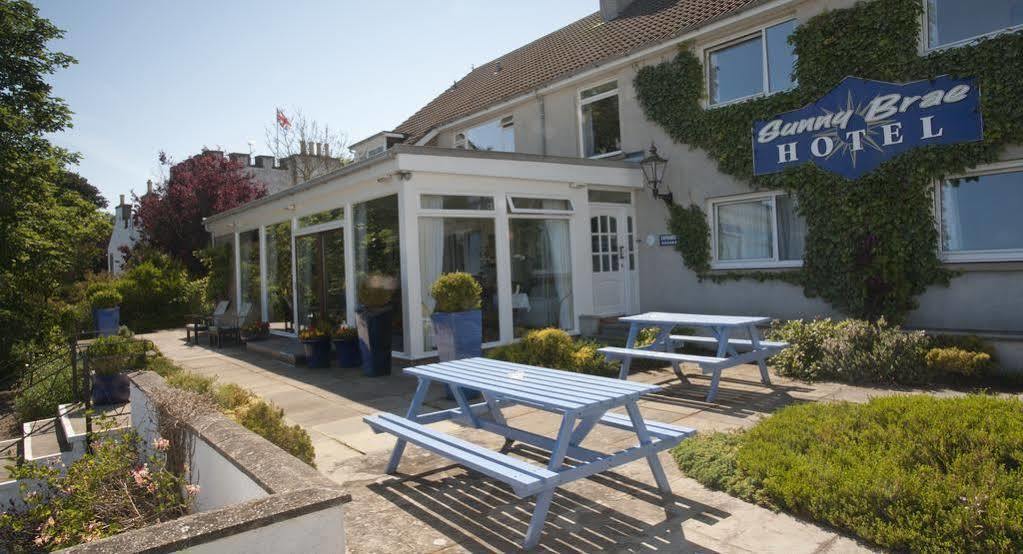 נאירן Sunny Brae Bed & Breakfast מראה חיצוני תמונה